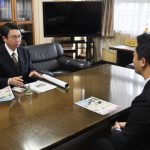 山田裕一市長を表敬訪問しました